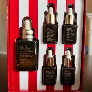 NEW: IN BOX Estée Lauder $75
Advanced Night Repair GIFT SET